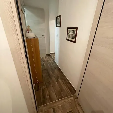 La Corte Brianzola- * Canzo
