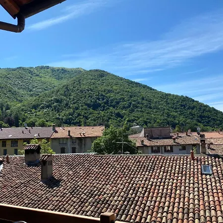 Apartment La Corte Brianzola- *
