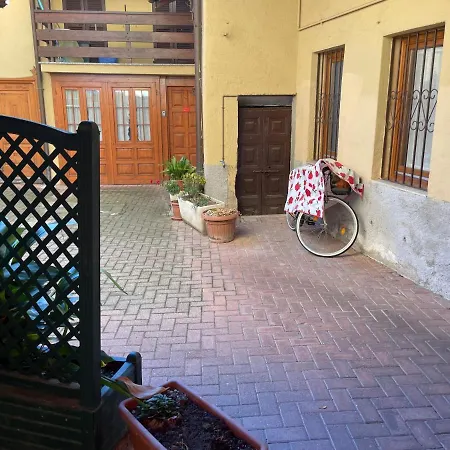 La Corte Brianzola- * Canzo