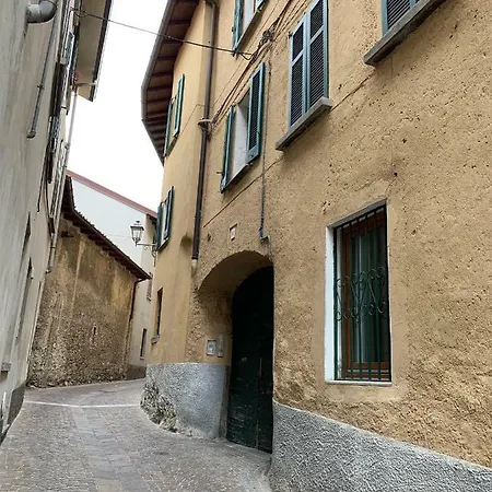 Apartment La Corte Brianzola- *